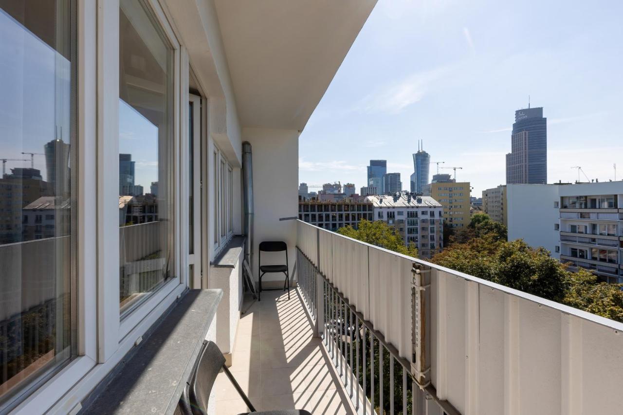 Cozy And Comfortable Wola Apartment By Noclegi Renters Warschau Exterior foto